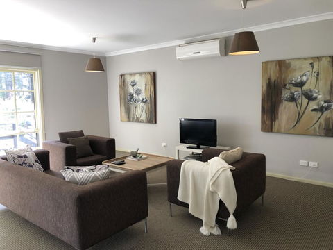 The Old Coolstore - Jonathon Apartment - Accommodation Daintree 0