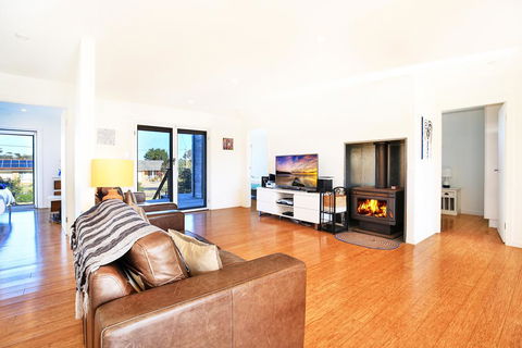 The Palings At Culburra - Pet Friendly - Accommodation Daintree 3