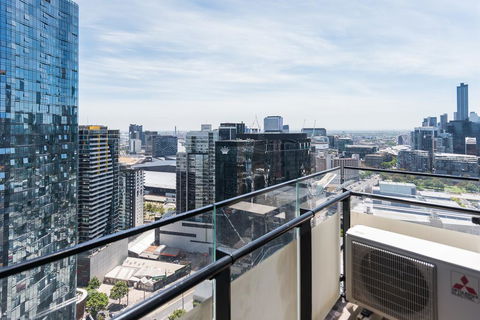 The Platinum Apartment In Melbourne - Accommodation Daintree 2