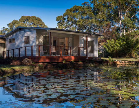 The Pouch B & B - Accommodation Daintree 0