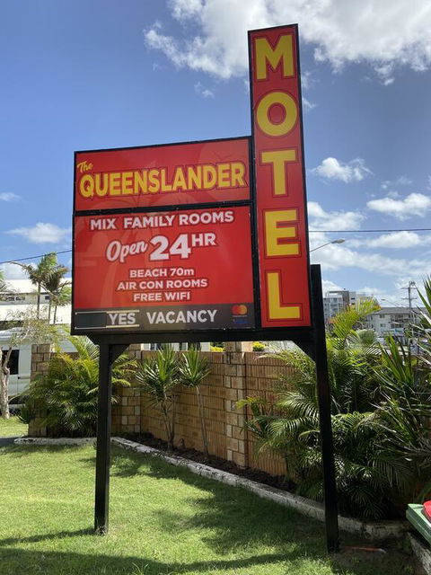 THE QUEENSLANDER MOTEL - Accommodation Daintree 0