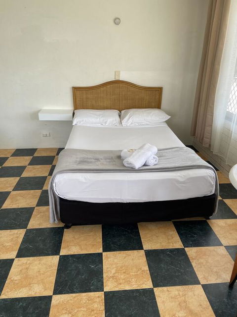 THE QUEENSLANDER MOTEL - Accommodation Daintree 2