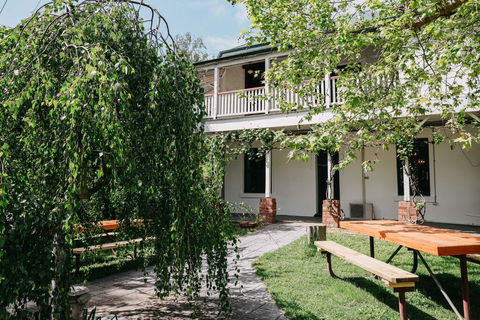 The Robin Hood Inn - Accommodation Daintree 0