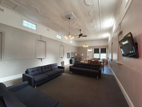 The Royal Hotel - Accommodation Daintree 3