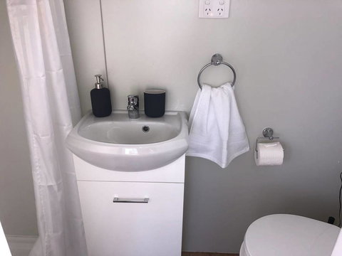 The Saddle Camp Tiny House, Braidwood - Accommodation Daintree 2