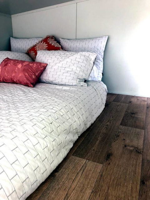 The Saddle Camp Tiny House, Braidwood - Accommodation Daintree 3