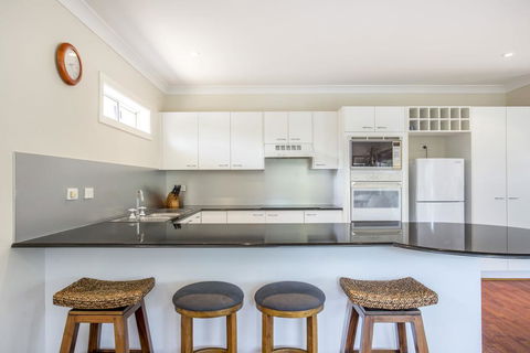The Sands - 4/46 Jones Avenue Mollymook - Accommodation Daintree 1