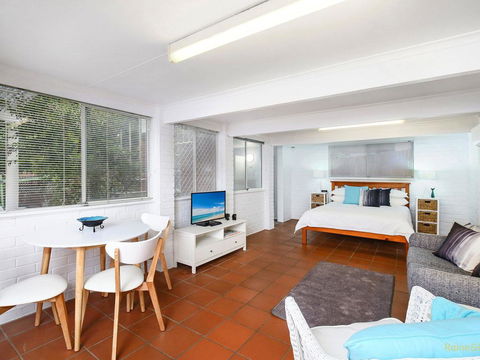 The Secret Garden - 7a Cadell St - Accommodation Daintree 0