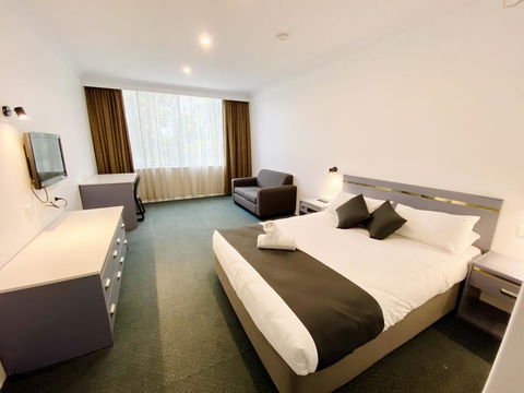 The Select Inn Penrith - Accommodation Daintree 2