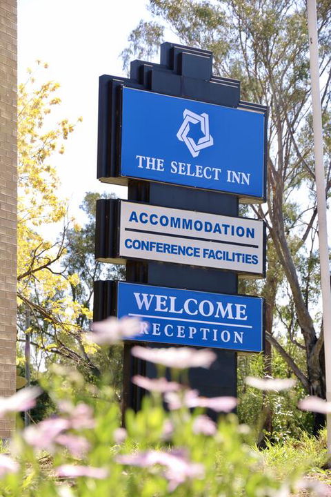 The Select Inn Penrith - Accommodation Daintree 3