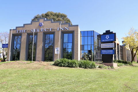 The Select Inn Penrith - Accommodation Daintree 0