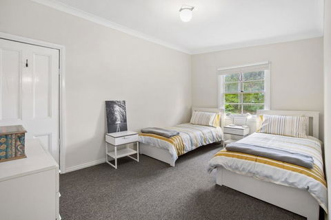 THE TEACHERS COTTAGE - Accommodation Daintree 2