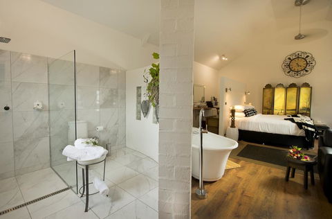 The Villa - Accommodation Daintree 3