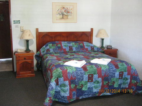The Vineyard Motel - Accommodation Daintree 2