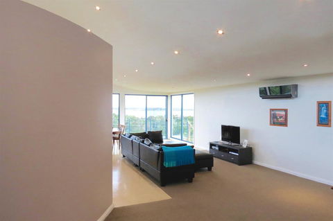 The Wave Oasis SC B&B - Accommodation Daintree 3