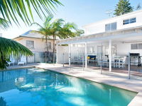 The White House' 25 Tomaree Road - fantastic house with pool linen FOXTEL  WII-U