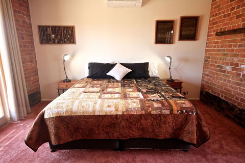 The Wicked Villa - Accommodation Daintree 0