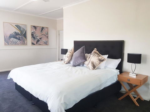 Theme Park Villas - 3 Min Drive To Movie World - Accommodation Daintree 0