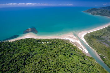 Thornton Beach Bungalows Daintree with Accommodation Daintree