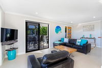 Tomaree Road 16