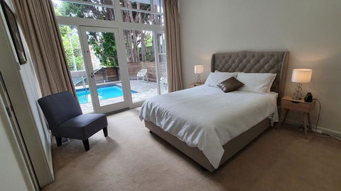 Toorak Luxury Living - Accommodation Daintree 2