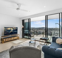 Top Floor 3 Bed Apartment with Million Dollar Views - Accommodation Daintree