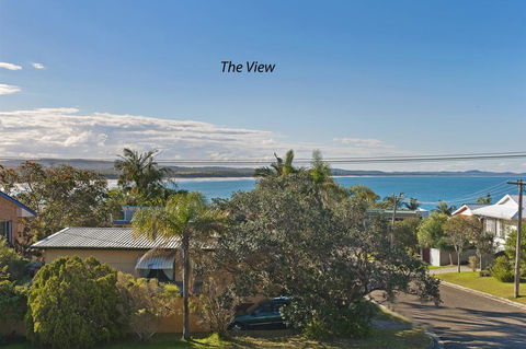 TOPVIEWS - 15Second Av BH - Accommodation Daintree 2