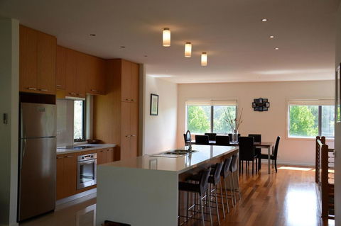 Track 4 - Accommodation Daintree 0