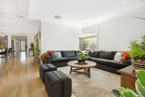 TRANQUIL HAVEN - MOUNT ELIZA - Accommodation Daintree 0