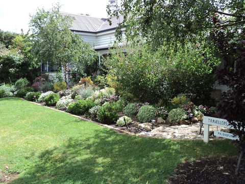 Travellers Rest B&B - Accommodation Daintree 0