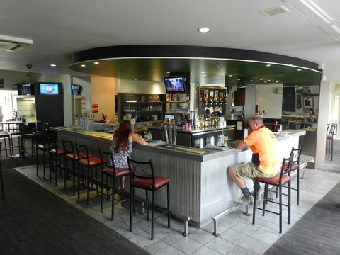 TRC Hotel - Accommodation Daintree 1