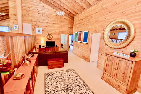 Treetops Retreat Katoomba - Accommodation Daintree 3