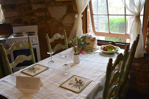Trestrail Cottage B & B - Accommodation Daintree 2