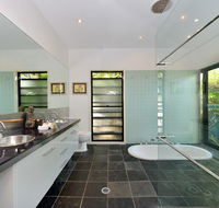 Trinity Beach Hideaway - Accommodation Daintree
