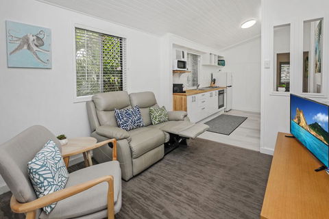Tropical On McKenzie MK1 - Accommodation Daintree 0