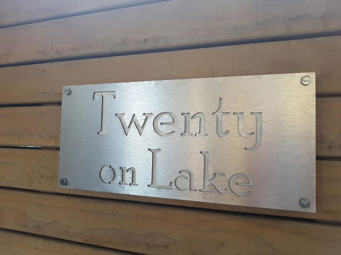 Twenty On Lake - Accommodation Daintree 1