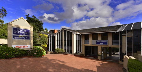 Twin Towers Inn - Accommodation Daintree 0