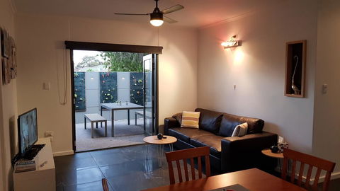 Two Bedroom Garden Apartment - Accommodation Daintree 1