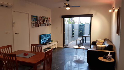 Two Bedroom Garden Apartment - Accommodation Daintree 2