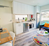 U1 Brunswick Living brand new apartment close to Airport and CBD - Accommodation Daintree