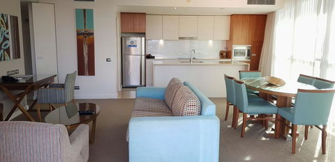 U212 Elston Grandsurf Resort - Accommodation Daintree 2