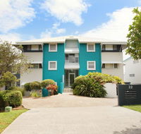 Unit 1 On The Park Frank Street Coolum Beach WIFI 400 Bond LINEN INCLUDED - Accommodation Daintree