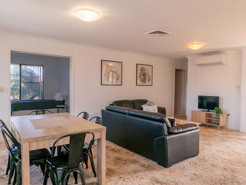 Unit 1@Tee Jays - Accommodation Daintree 1