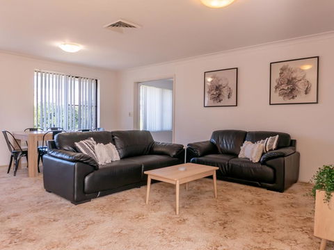 Unit 1@Tee Jays - Accommodation Daintree 2
