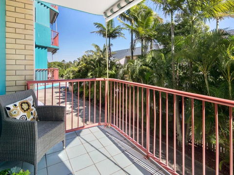 Unit 3 'Kings Cove', Kings Beach - Accommodation Daintree 3