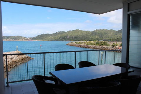 Unit 3302 One Bright Point - Accommodation Daintree 3