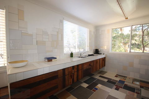 Up-cycle House Blackheath - Accommodation Daintree 3