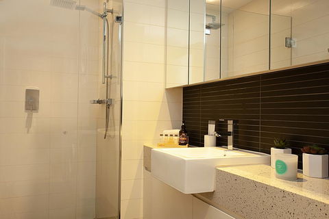 Urban Rest - Riley St - Accommodation Daintree 2