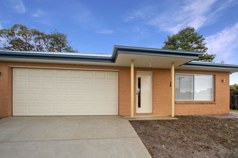 V & V Family Dream Away - Accommodation Daintree 0