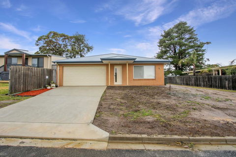 V & V Family Dream Away - Accommodation Daintree 2
